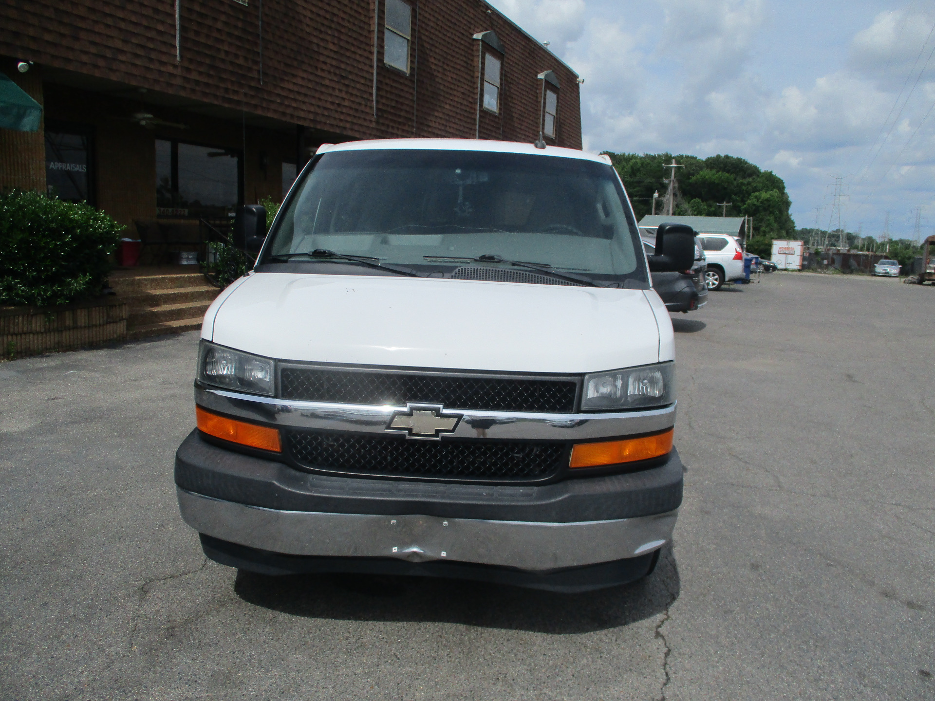 chevrolet express passenger 2017 1GAZGPFG1H1168714 image chevrolet express passenger 2017 1GAZGPFG1H1168714 image